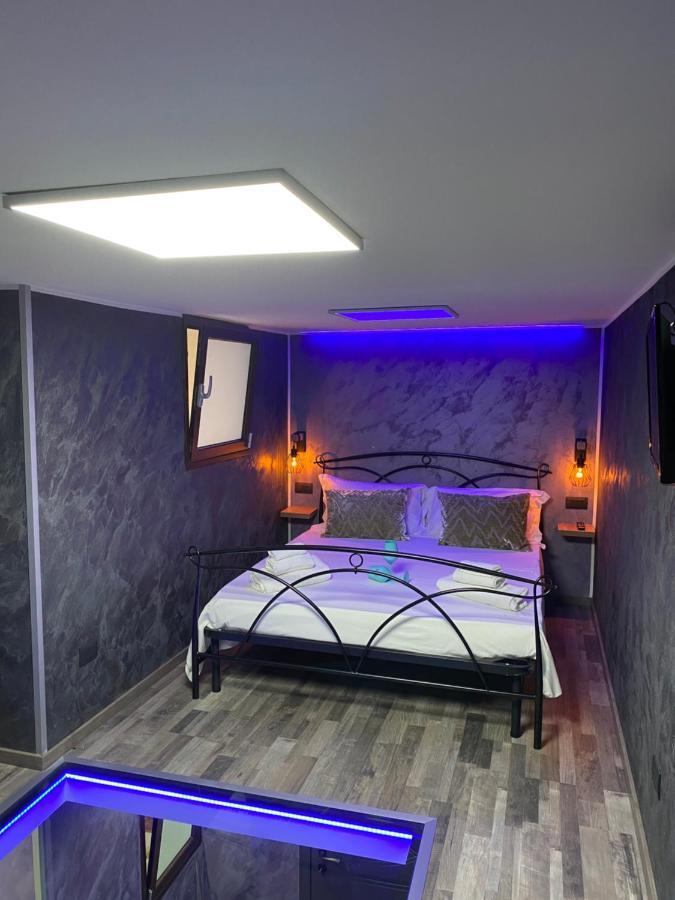 Il Cortiletto28 Rooms & House Syrakusa Exteriör bild